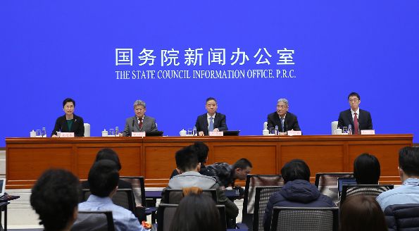 國務(wù)院：加大清理拖欠民營企業(yè)賬款力度、完善長效機(jī)制、防止邊清邊欠！